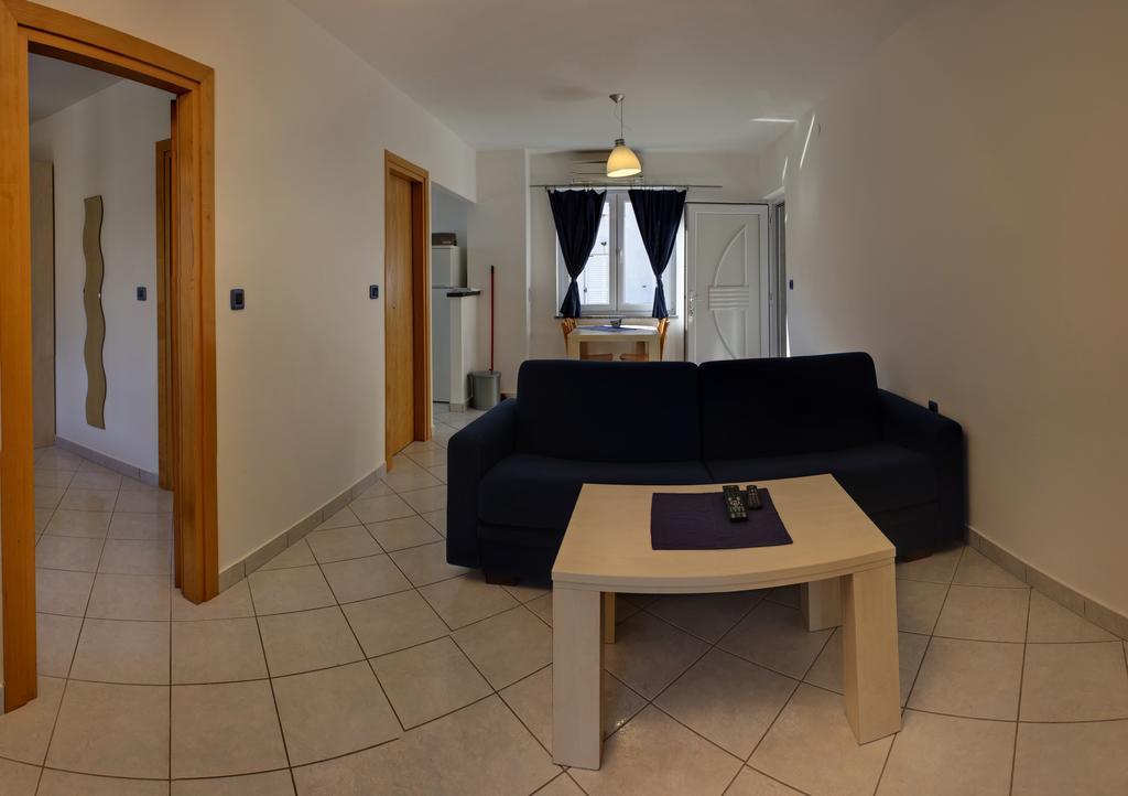 Vis A Vis Apartments Baška Kamer foto
