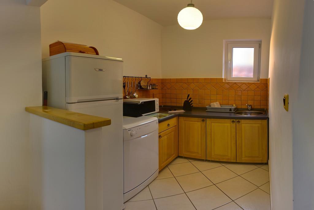 Vis A Vis Apartments Baška Kamer foto