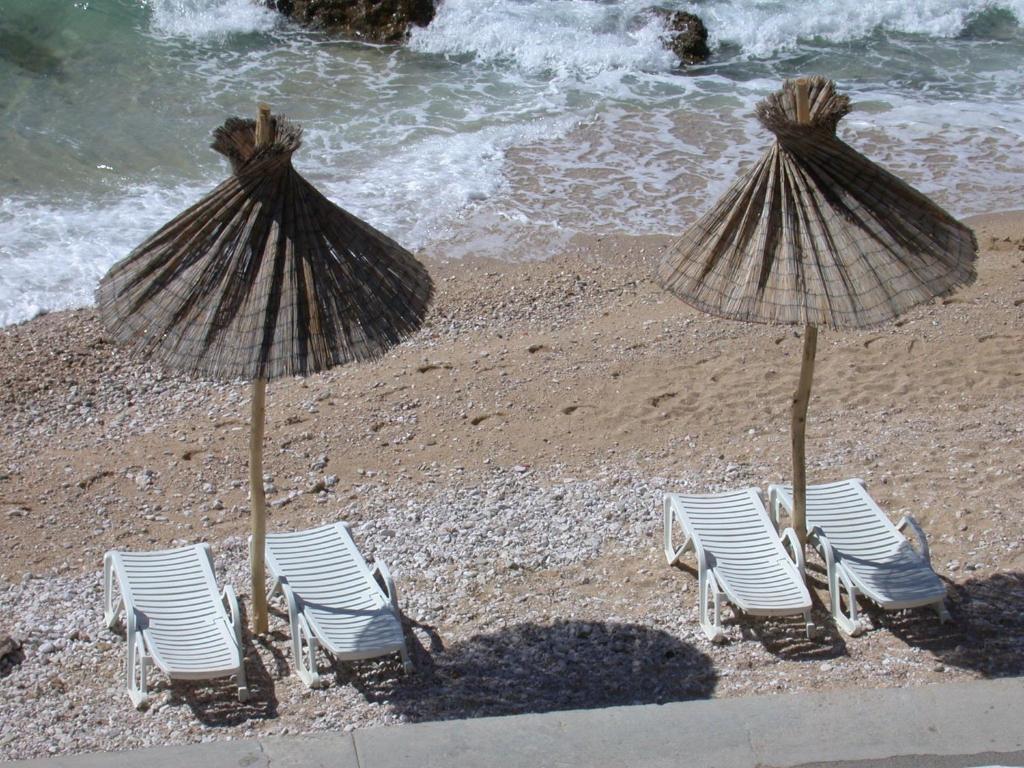 Vis A Vis Apartments Baška Buitenkant foto