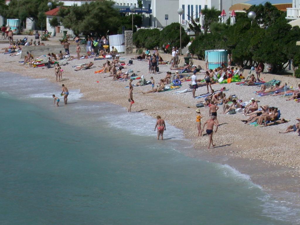 Vis A Vis Apartments Baška Buitenkant foto